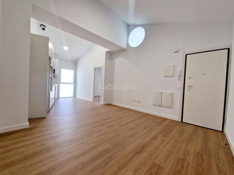 Foto 8538c040-5a4c-4899-98fb-b3c9d9f6820d. Pis a Casco Antiguo Águilas