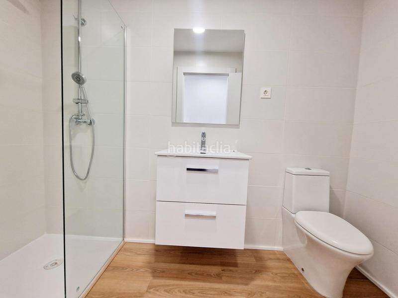 Foto d8d4ddb1-3c1b-4859-a267-162f0b29bc87. Pis a Casco Antiguo Águilas