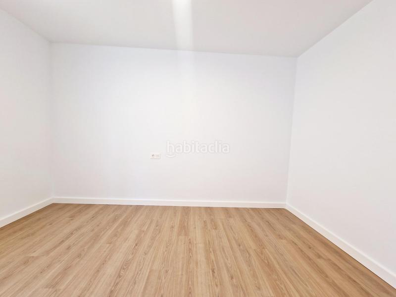 Foto dc2dc875-13d6-4562-8920-7d7b39912898. Pis a Casco Antiguo Águilas