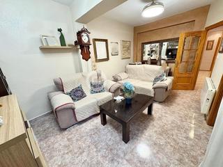 Appartement à San Mateo. Piso con cuatro dormitorios en el centro de lorca