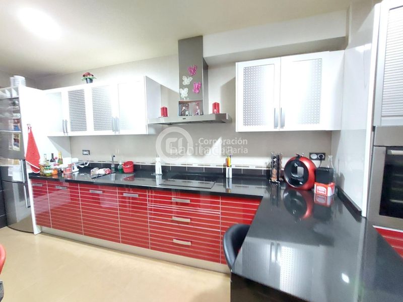 Foto 25bf9f93-184b-4b42-b27a-7fc3859bae9d. Pis amb aparcament a La Hoya Lorca