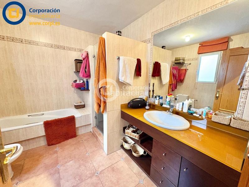Foto d1ab2909-aebd-4f8a-b7b0-ec95e4278e21. Duplex con parcheggio in La Viña Lorca