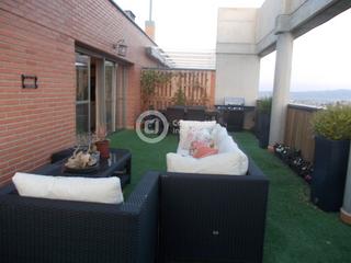 Ático en San Cristóbal - San Diego. Ático con cuatro dormitorios, garaje y terraza de 150m2 en zona
