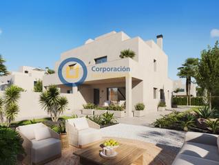 Dúplex a Purias. Adosado con tres dormitorios y piscina comunitaria en torre del