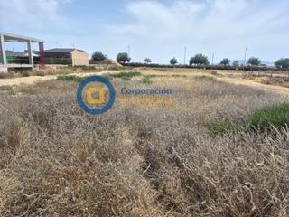 Terreno residencial en Purias. Parcela de 900m2 para construir dos viviendas en torre del obisp