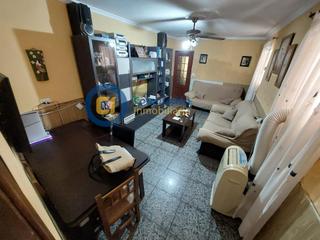 Casa a San Cristóbal - San Diego. Casa con tres dormitorios en barrio de san cristóbal