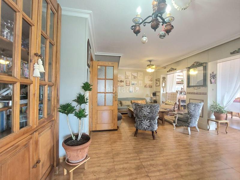 Foto 1a90e8cf-2e30-4152-b392-0aeac7c8d360. Chalet con parcheggio in El Hornillo Águilas