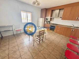 Casa a Torrecilla. Casa con tres dormitorios en la torrecilla