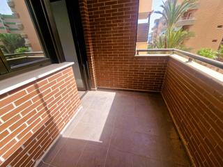 Apartament a Delicias. Apartamento de 1 dormitorio en 2 línea de las delicias con garaj