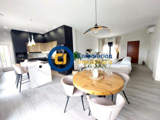 Maison à Purias. Chalet con tres dormitorios en zona de purias, de reciente const
