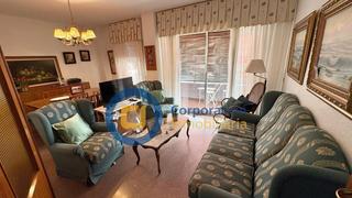 Appartement à San Mateo. Piso con cuatro dormitorios y garaje en avenida juan carlos i