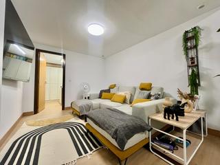 Apartamento en Los Collados-Los Geraneos. Bajo de 3 dormitorios con piscina y parking en los collados
