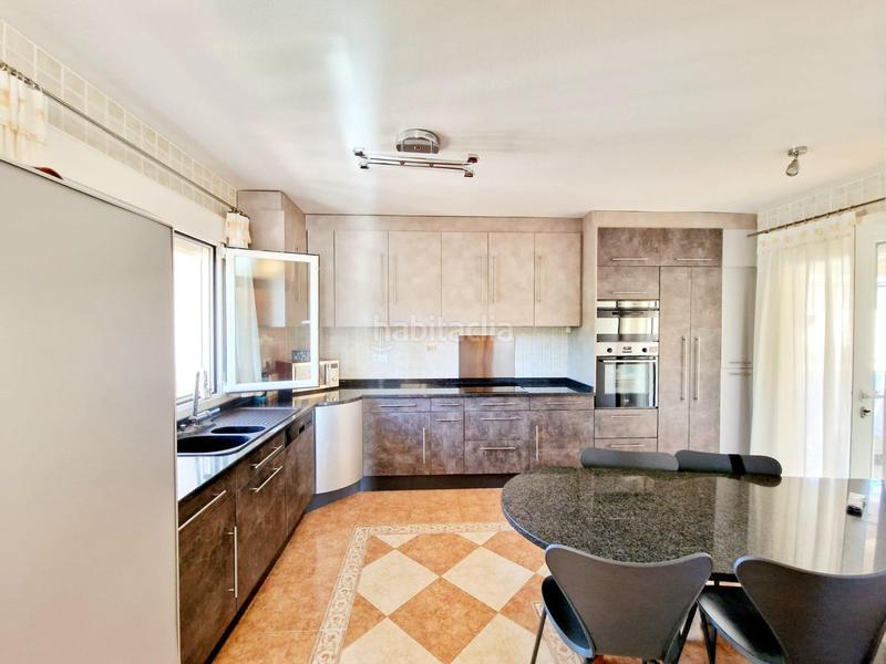 Foto 14e3bfc5-7924-49ec-a988-4257cbae846b. Chalet  independiente de 4 dormitorios con amplia parcela en los geraneos en Águilas