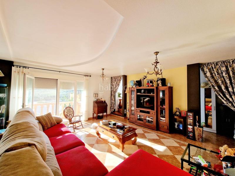 Foto 19900d17-d172-42d1-9468-29a0f9cb687e. Chalet  independiente de 4 dormitorios con amplia parcela en los geraneos en Águilas