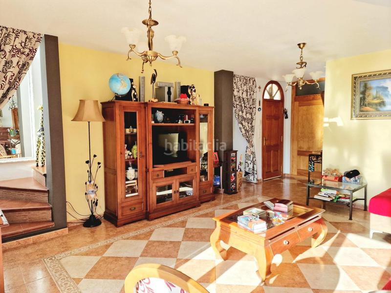 Foto 45f5bdf8-5028-438c-9bca-3e96d63b91ed. Chalet  independiente de 4 dormitorios con amplia parcela en los geraneos en Águilas