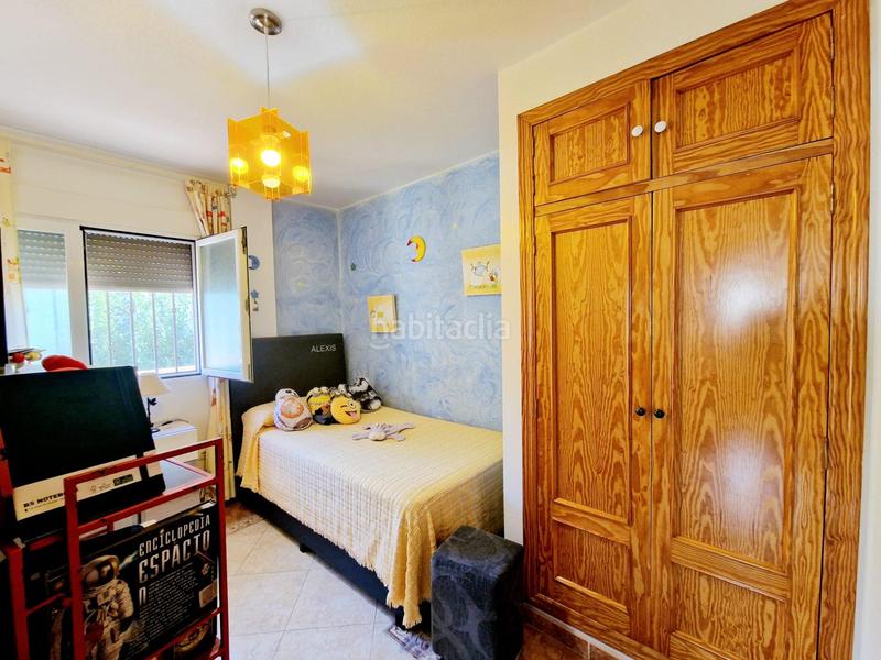 Foto a066b031-f18e-4af2-a32c-bd464fa2a395. Chalet  independiente de 4 dormitorios con amplia parcela en los geraneos en Águilas