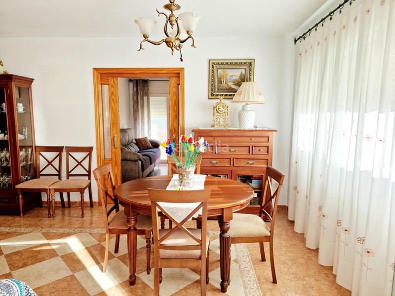 Foto a0b05a16-6653-4fb2-afeb-342b2a956e91. Chalet  independiente de 4 dormitorios con amplia parcela en los geraneos en Águilas