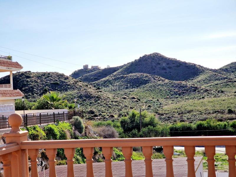 Foto a611dc2e-5b2e-4099-ac89-11a5b8c44eb4. Chalet  independiente de 4 dormitorios con amplia parcela en los geraneos en Águilas