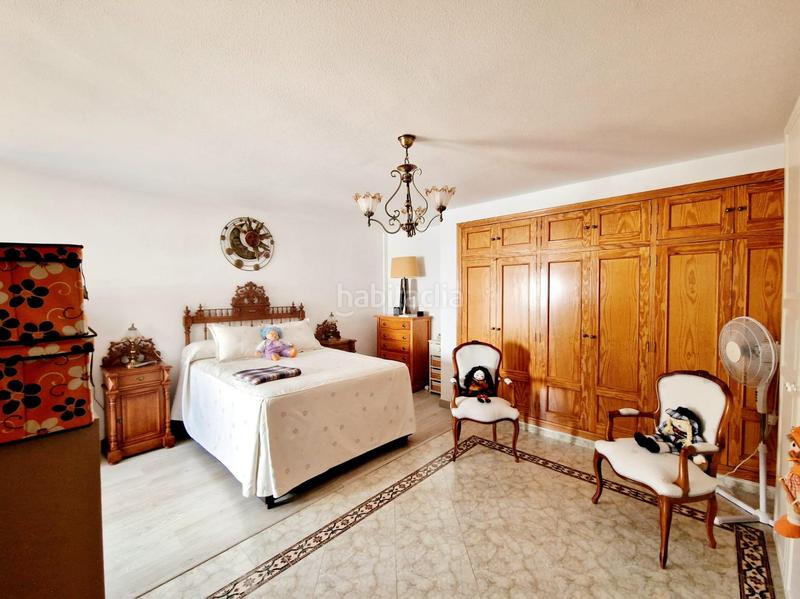 Foto c6f511d9-8cd9-448d-a528-c82b4a3f347e. Chalet  independiente de 4 dormitorios con amplia parcela en los geraneos en Águilas