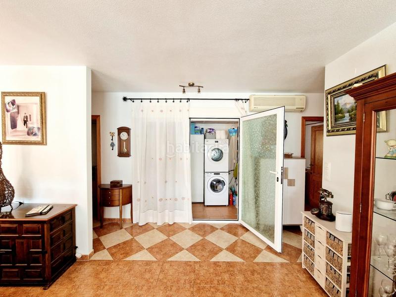 Foto f9ff3cff-da84-44c3-836a-c5cd7f0657e4. Chalet  independiente de 4 dormitorios con amplia parcela en los geraneos en Águilas