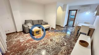 Appartement à San Mateo. Apartamento con dos dormitorios y garaje, en pleno centro de lor