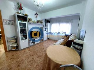 Pis a San José. Piso con cuatro dormitorios en jerónimo santa fe.