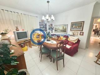 Pis a San Mateo. Piso con tres dormitorios en el centro lorca