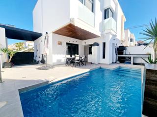 Reihenhaus in San Juan de los Terreros. Adosado de 3 dormitorios con piscina en san juan de los terreros