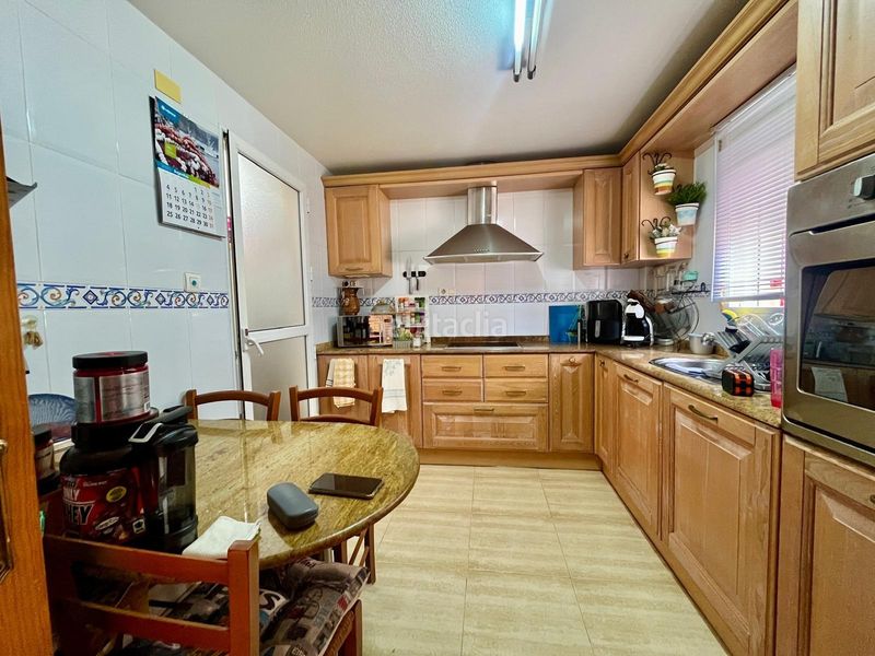 Foto 3d50e917-503b-4805-9d8e-347ad75dcb37. Casa adossada a Casco Antiguo Águilas