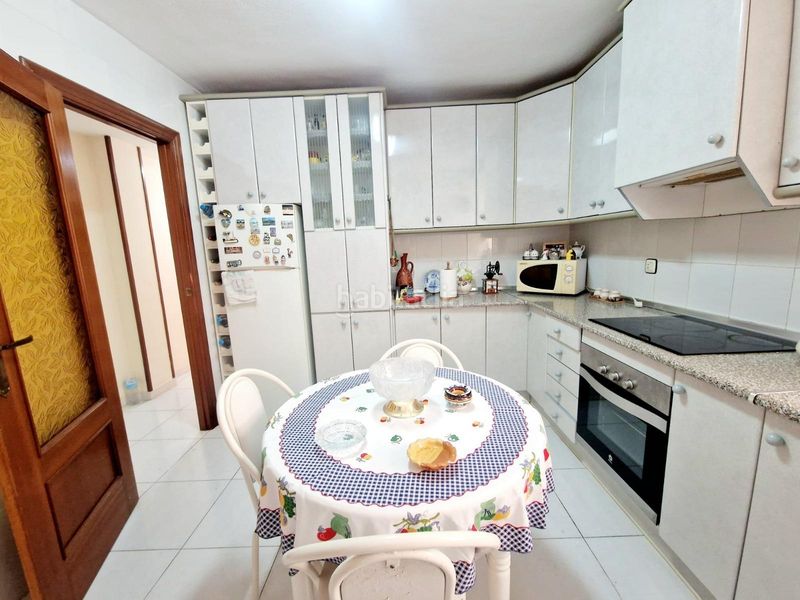 Foto f8d128f1-6bac-4e13-836d-e0913a7dd292. Pis a Casco Antiguo Águilas