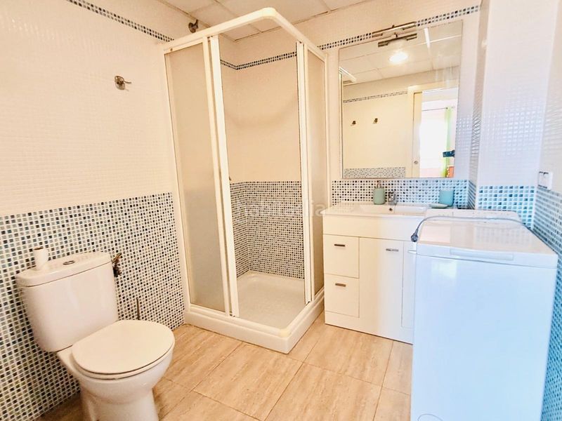 Foto 9c99b219-87a6-4b40-bd5d-5b934ef79eae. Apartament amb calefacció aparcament piscina a El Hornillo Águilas
