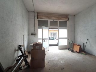 Local Comercial a Casco Antiguo. Local comercial de 45m2 junto a avenida juan carlos i
