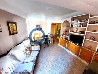 Etagenwohnung in San José. Piso con cuatro dormitorios en san josé