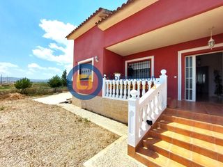 Xalet a Cazalla. Chalet independiente en cazalla, lorca  ideal para entrar a vivi