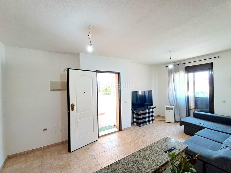 Foto c7aa16fb-cbd4-4cf5-8fde-d1861f783432. Apartament amb aparcament piscina a Los Collados-Los Geraneos Águilas
