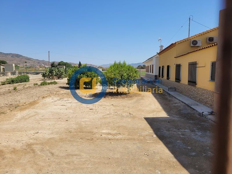 Foto f076c1b9-7abd-4a4f-b0b3-7c314db8b3bd. Xalet amb aparcament a Torrecilla Lorca