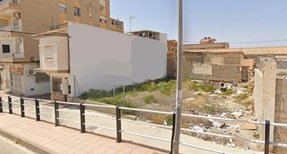 Terreny residencial a Casco Antiguo. Solar urbano en avenida juan carlos i  zona alta