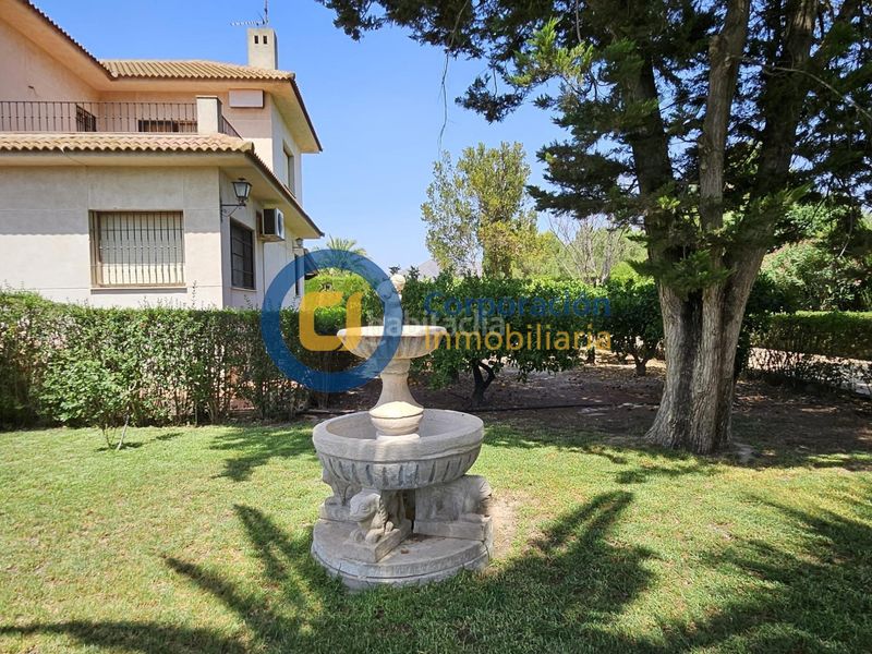 Foto 86bc7913-7797-4f66-b175-b57d9386385f. Casa amb piscina a Campillo Lorca