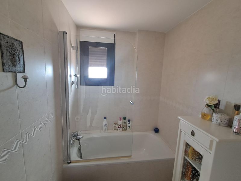 Foto 328f7e00-d49c-4eb0-a244-92a2fedef491. Dúplex amb calefacció aparcament piscina a Los Collados-Los Geraneos Águilas