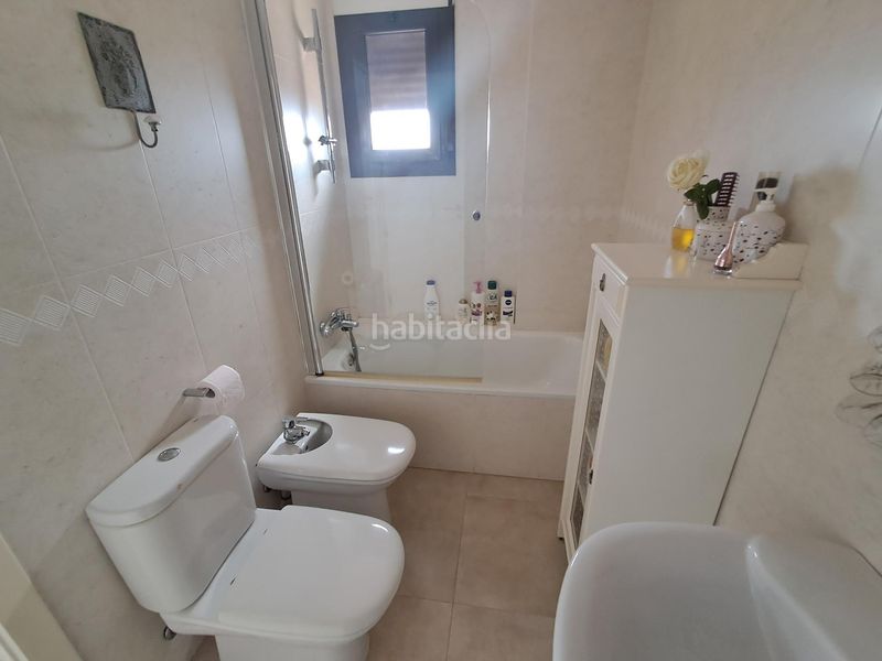 Foto bfd0fca0-c10d-4769-b07d-6e0cd375bc8a. Dúplex amb calefacció aparcament piscina a Los Collados-Los Geraneos Águilas