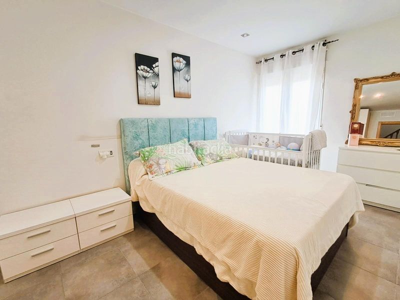 Foto b5bd6773-77a0-4a88-97d2-a1f1d77573cb. Casa adossada amb calefacció aparcament a Águilas