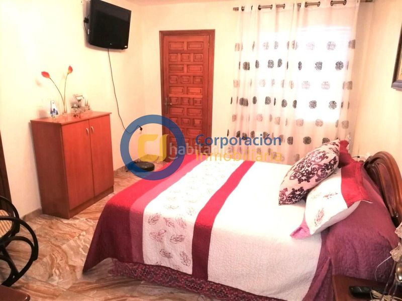 Foto c47b8c3a-9ba6-4c7e-bb4c-2a91cf12b4a9. Casa amb aparcament a Los Ángeles - Apolonia Lorca
