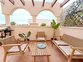 Appartement in Los Collados-Los Geraneos. Apartamento con amplia terraza y garaje en los collados