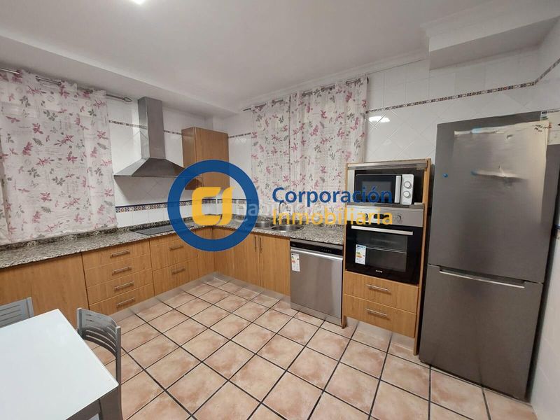 Foto cd856367-dfe4-464f-bd66-50f6c0037736. House with heating parking in San José Lorca