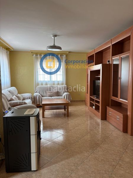 Foto 1ef51d1d-1676-495d-9859-41bb4e3326ba. Chalet con parcheggio in Almendricos Lorca