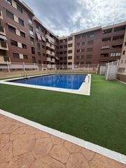 Apartamento en Casco Antiguo. Apartamento de 2 dormitorios con terraza y garaje a un paso del