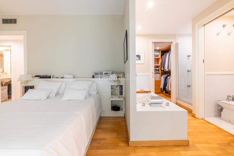 Foto 2703f81a-7fa3-4618-9e84-4897117a6246. Piano terra in carretera de vallvidrera 149 in Arxiu Sant Cugat del Vallès