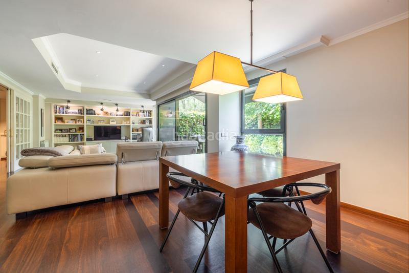 Foto 4e714e35-ee10-49fc-b266-486ed2267334. Piano terra in carretera de vallvidrera 149 in Arxiu Sant Cugat del Vallès