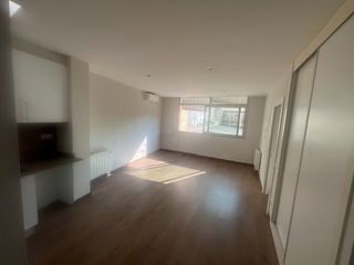 Miete Appartement in Carrer de balmes 5. Apartamento alquiler muy buen estado centro