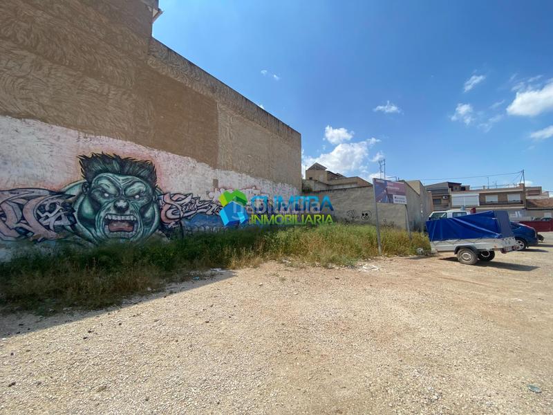 Foto f8e34d7c-da1a-4168-8a6b-f40c1ad4a4ea. Terreno residencial terreno urbano en el centro del pueblo en Murcia